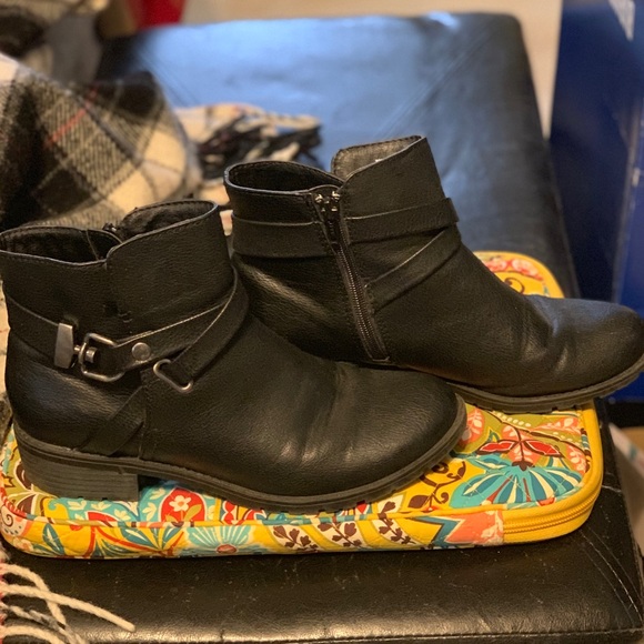 Croft&Barrow Ankle Boots - Picture 4 of 4